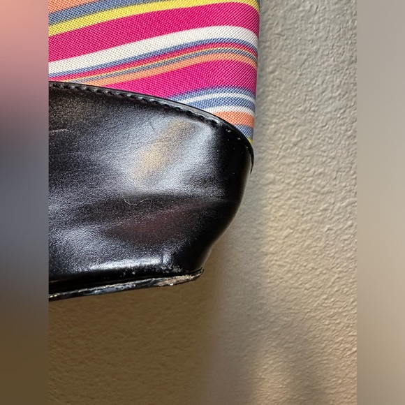 Kate Spade Tote - Picture 2 of 9